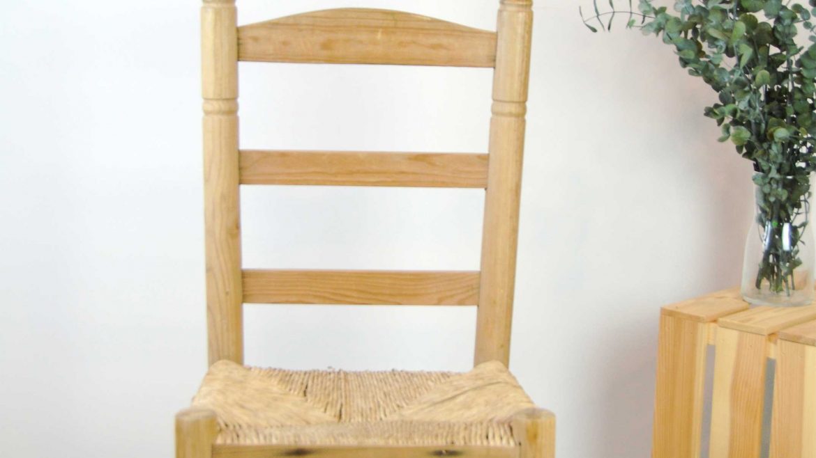 Silla de madera enea SE1